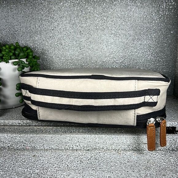 Out Of The Woods Sustainable Reusable Vegan Lunch Box Insulated Bag - Picture 3 of 7